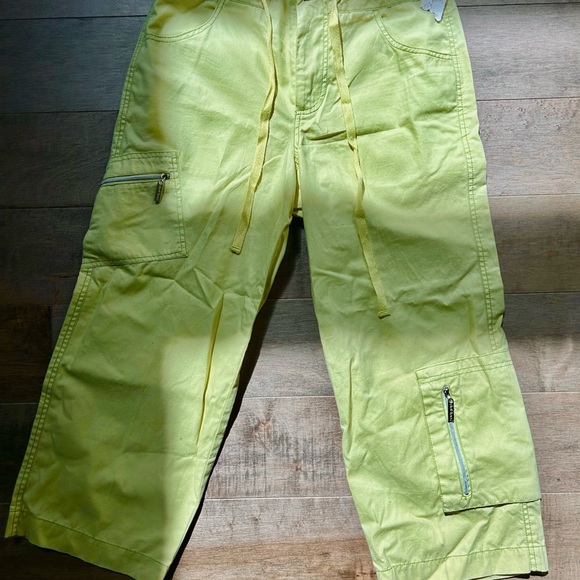 Women's Lime Cargo Pants - Picture 1 of 7